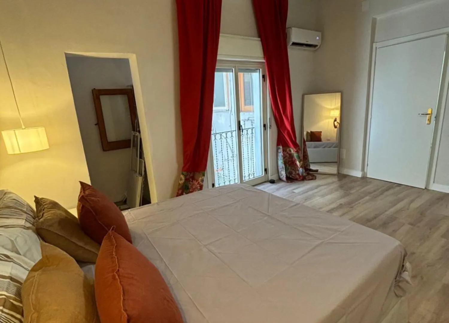 Holiday home Casa Papel Villa Palermo Italy