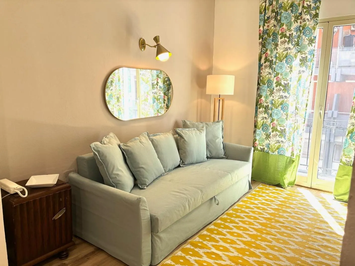 Holiday home Casa Papel Villa Palermo Italy